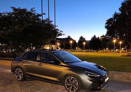 Hyundai i30 1.5 T-GDI Hybrid N Line DCT Fastback Pano