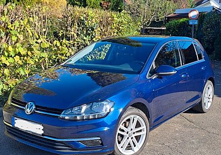 VW Golf Volkswagen 1.0 TSI Trendline