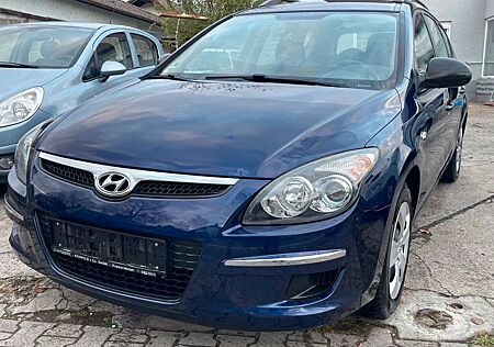 Hyundai i30 cw Edition+/TÜV NEU/1.HAND