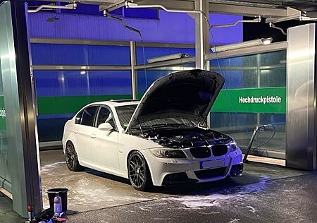 BMW 335i - E90