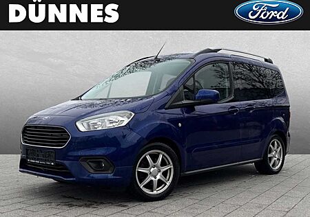 Ford Tourneo Courier 1.0 EcoBoost Titanium