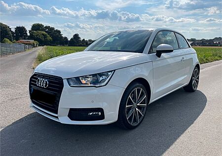 Audi A1 sport 1.4 TFSI S tronic *TÜV&Service NEU*GJR