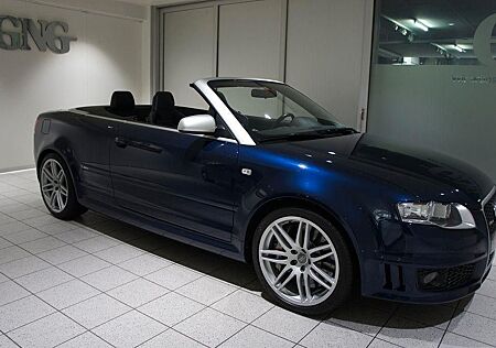 Audi RS4 4.2 quattro Cabriolet -