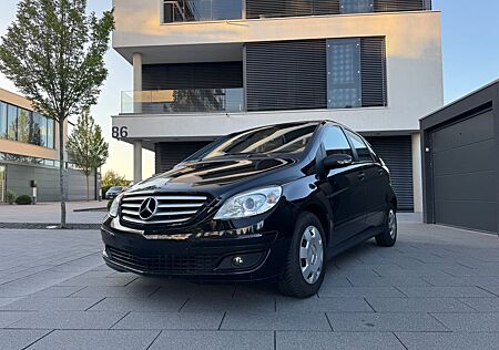 Mercedes-Benz B 170 B170 - TÜV Neu - 8-Fach bereift