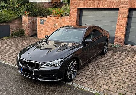 BMW 740d xDrive - Fernge.Parken;Garantie;360 Grad