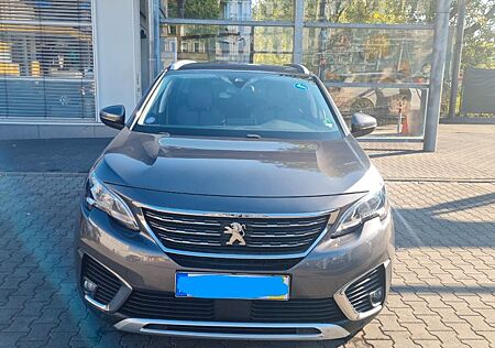 Peugeot 5008 PureTech 180 EAT8 Allure
