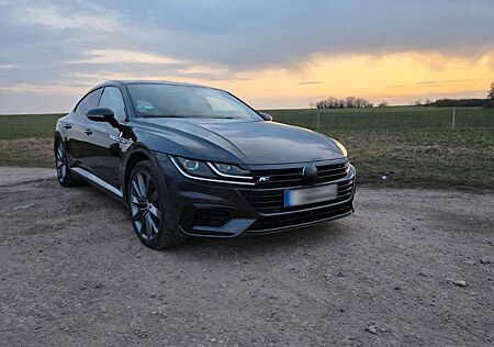 VW Arteon Volkswagen 2.0 TSI 206kW DSG 4MOTION R-Line R-Line