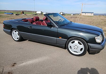 Mercedes-Benz E 200 W 124 Cabrio rostfrei