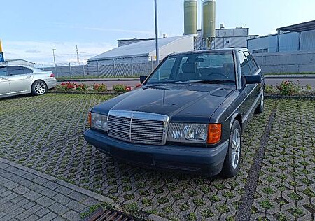 Mercedes-Benz 190