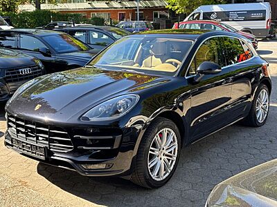 Porsche Macan Turbo Kamera Pano Sitzbelüftung Bose