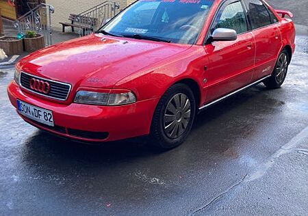 Audi A4 2.6 -