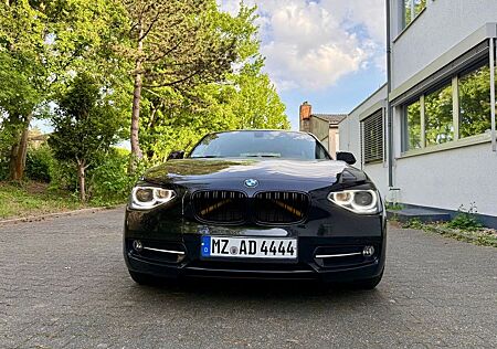 BMW 116i Sport Line Sport Line