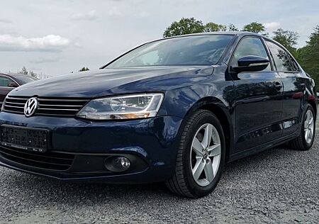 Volkswagen Jetta VI Comfortline *Kette Neu*PDC*Scheckheft*