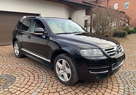 VW Touareg Volkswagen 5.0 V10 TDI Tiptronic Individual Ind...