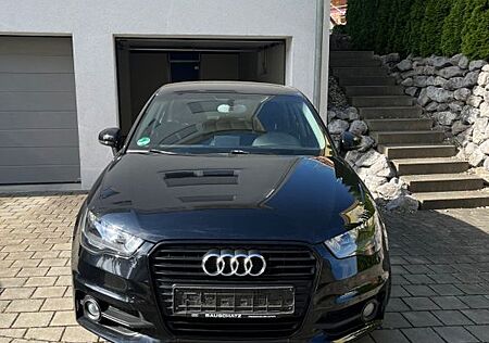 Audi A1 1.2 TFSI S line Sportback S line
