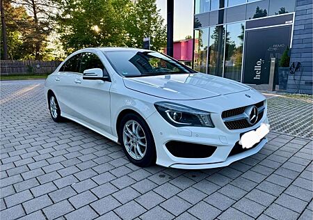 Mercedes-Benz CLA 200 AMG Aus 1 Hand Servicegepflegt