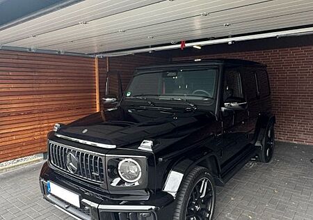 Mercedes-Benz G 63 AMG Mercedes-AMG G 63 Mercedes-AMG