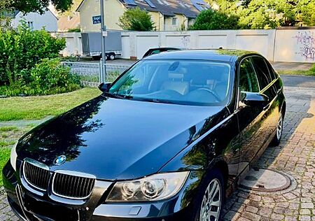 BMW 320d -E90