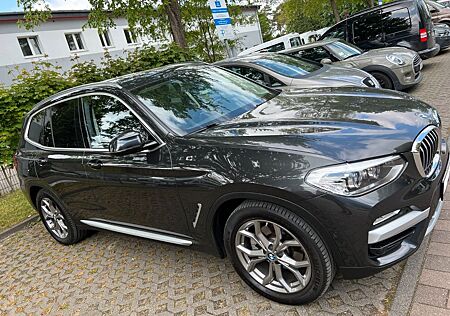 BMW X3 xDrive 20i XLine AT