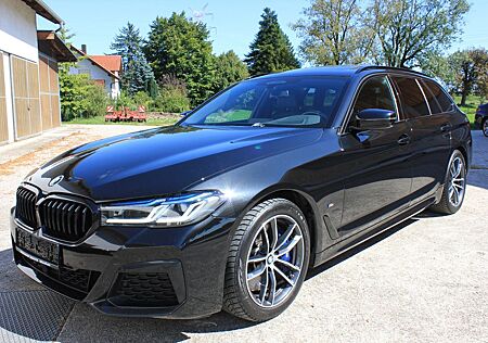 BMW 530d Touring M Sportpaket Pano Standhzg HeadUp