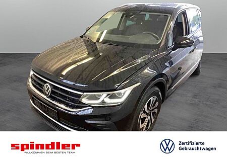 VW Tiguan Volkswagen Active 2.0TDI DSG/ Navi, Matrix, AHK, RFK