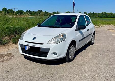 Renault Clio Dynamique 1.2 16V 75 Dynamique