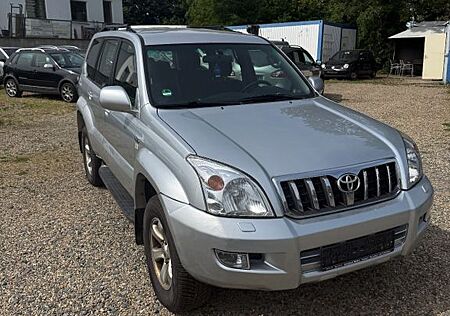 Toyota Land Cruiser 3.0 D-4D Travel