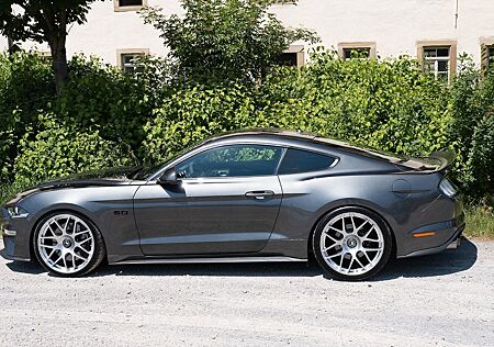 Ford Mustang 5.0 Ti with Edelbrock Supercharger