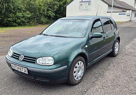 VW Golf Volkswagen 1.9TDI 74kW Edition 1Hand