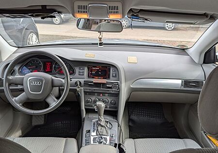 Audi A6 2.4 multitronic -