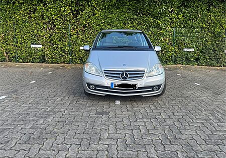 Mercedes-Benz A 160 ELEGANCE BlueEFF. Special Edition ELEGANCE