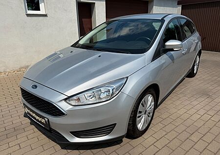 Ford Focus Lim. Edition 2. Hand Klima Rentnerfahrzeug