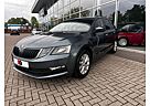 Skoda Octavia 1.6 TDI DSG AmbitionCombi*Sehr gepflegt*