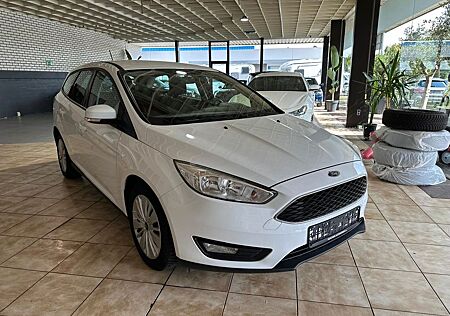 Ford Focus Turnier Business *Navi*