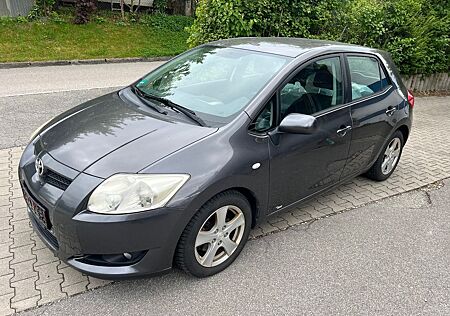 Toyota Auris Sol