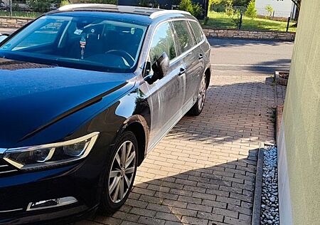 VW Passat Variant Volkswagen 2.0 TDI SCR DSG Trendline Var...