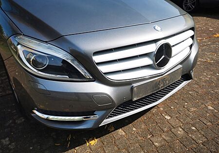 Mercedes-Benz B 200 - LED, Memory, Distronik, Parktronik, Temp