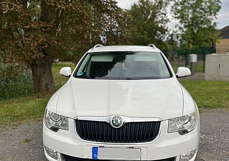 Skoda Superb 2.0 TDI 125kW DSG Elegance Combi Elegance
