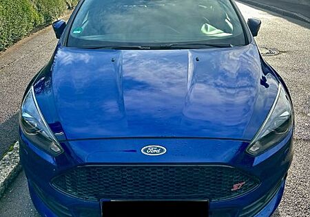 Ford Focus 2,0 EB ST Leder-Sport-Paket Turnier ST