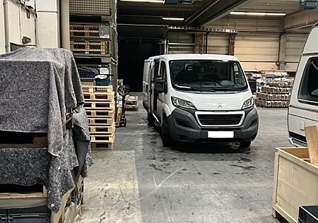 Peugeot Boxer 3,0 177PS AHK, Schienen, MwSt., Inspektion