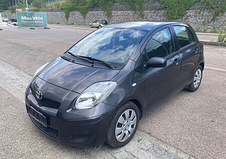 Toyota Yaris 1,0-l-VVT-i Cool Klima, PDC