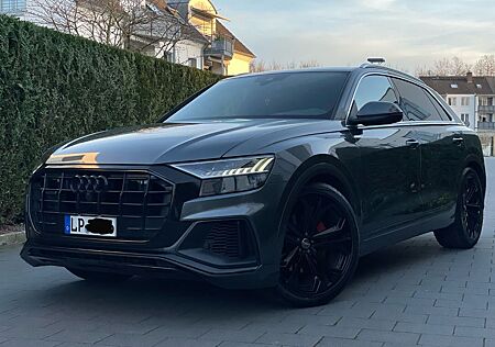 Audi Q8 50 TDI tiptronic -S-LINE - LUFTFAHRWERK