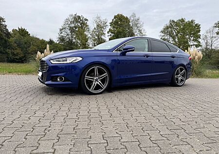 Ford Mondeo gebraucht kaufen Ford Mondeo LED-CarPlay-Vollausstattung-Top gepflegt