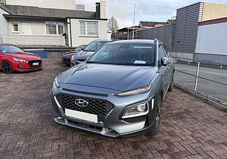 Hyundai Kona Premium 2WD DCT 8fach bereift