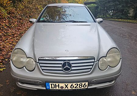 Mercedes-Benz CL 200