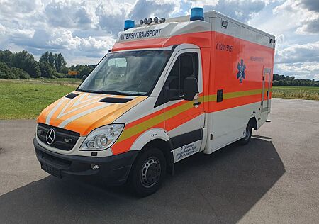 Mercedes-Benz Sprinter Rettungswagen Automatik