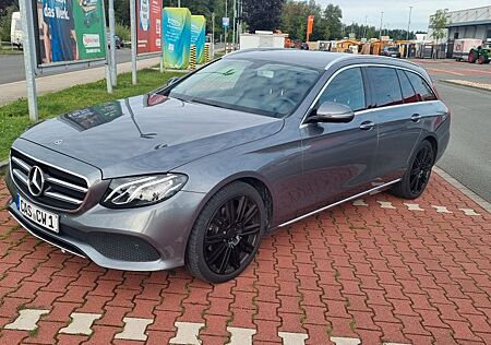 Mercedes-Benz E 200 d T Avantgarde Autom. LED-HPS