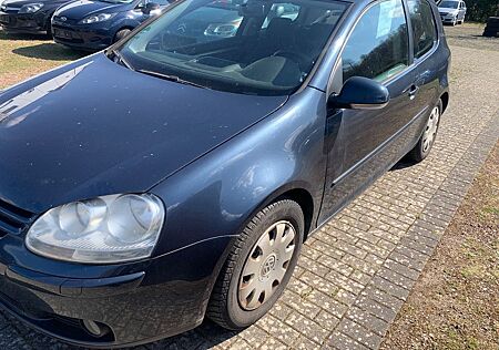 VW Golf Volkswagen V Lim. Tour