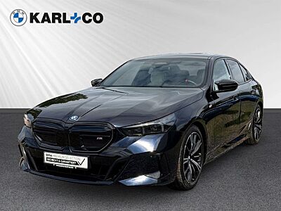BMW i5 M60 xDrive B&W Panorama Autobahnassistent