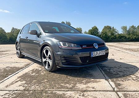 VW Golf Volkswagen 7 GTI DSG | Dynaudio | Apple CarPlay |